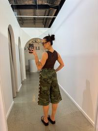 BY FRANKIE / DARK CAMO JORTS / 1195-2