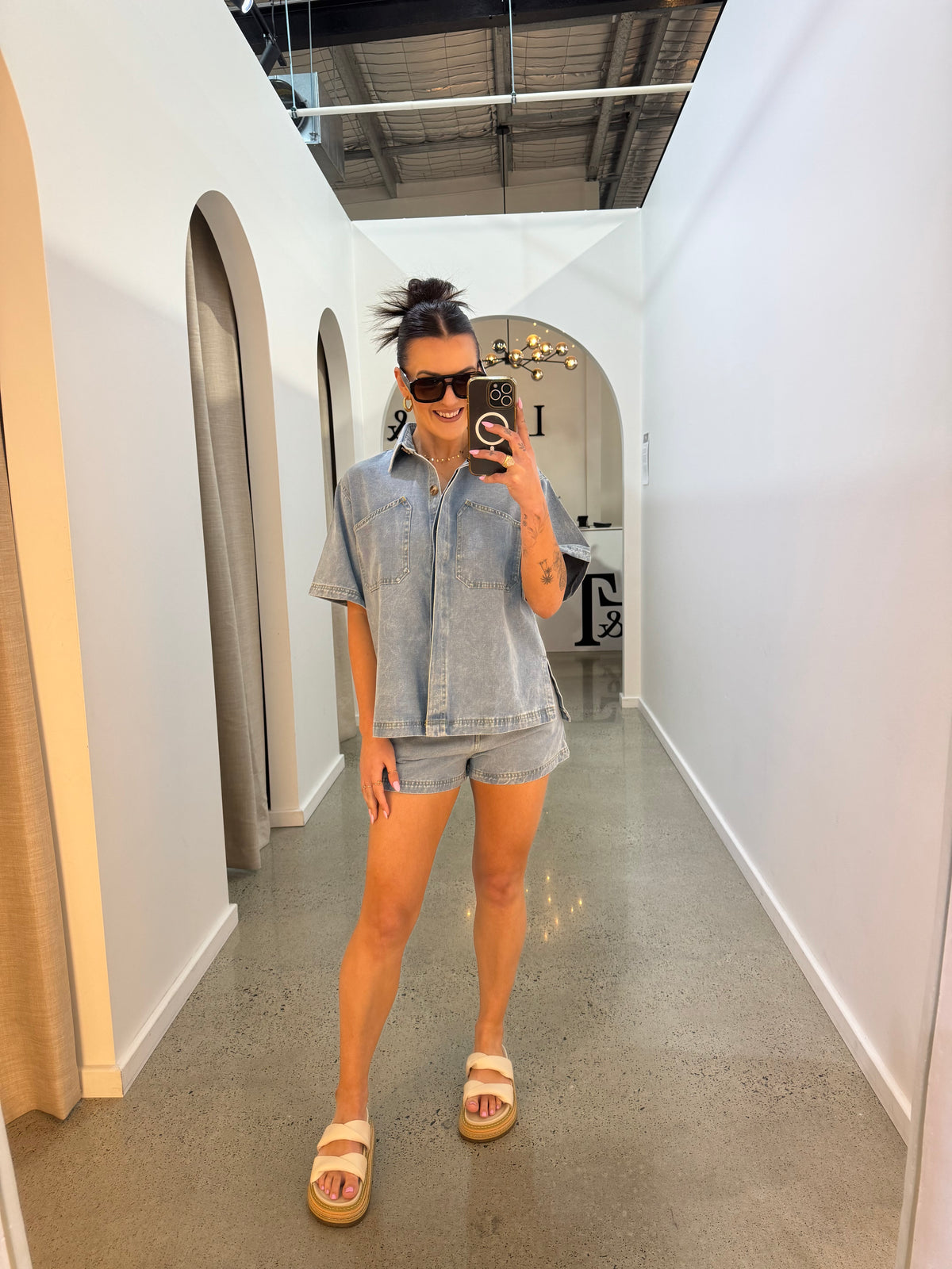 BY FRANKIE / LIGHT DENIM SHIRT / 1163-