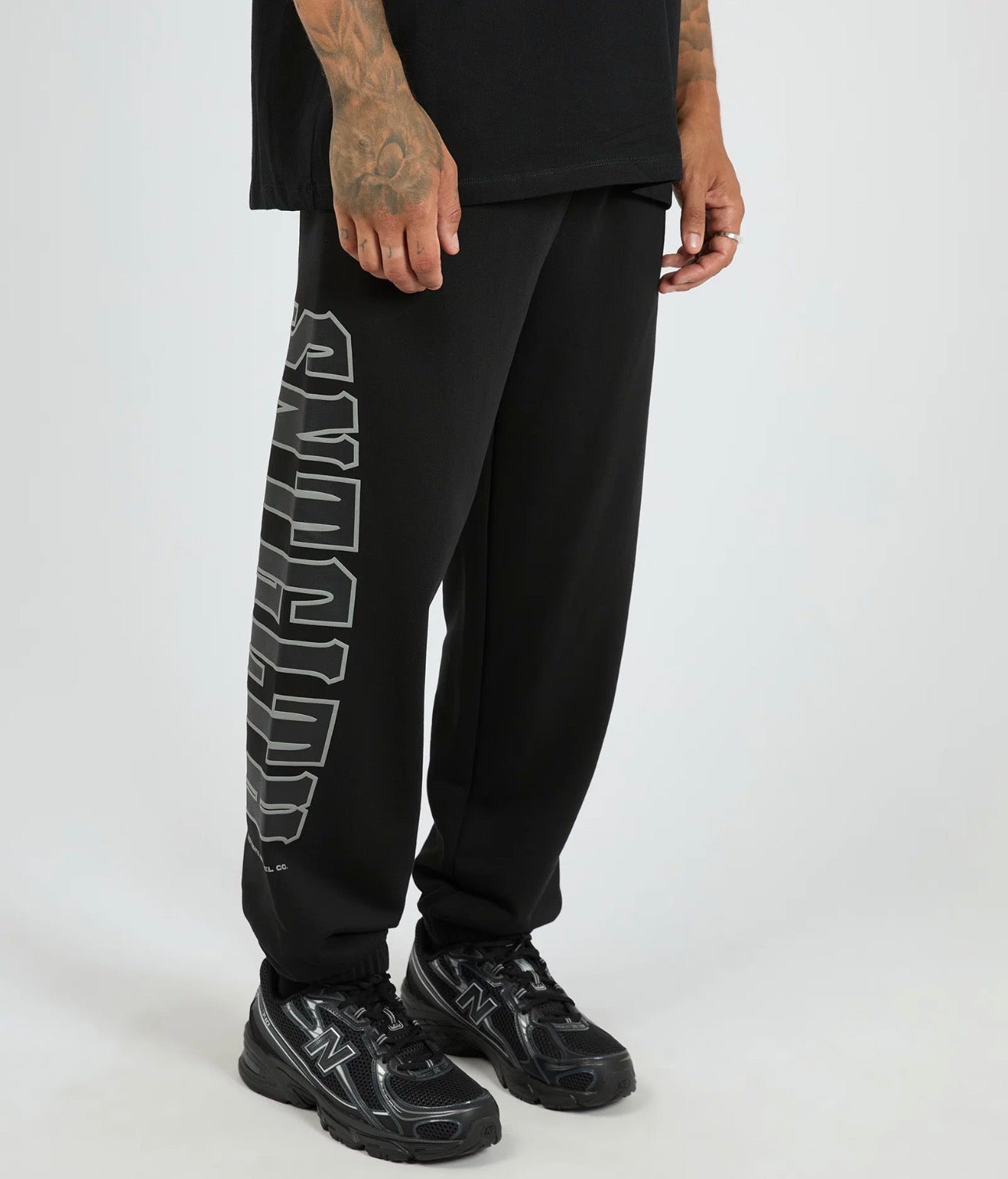 SAINT GOLAITH / HURRICANE SWEATPANTS / 4385013
