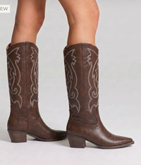 VERALI / BENTLEY COWBOY BOOT / BROWN DISTRESSED