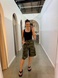 BY FRANKIE / CAMO JORTS / 1124-2