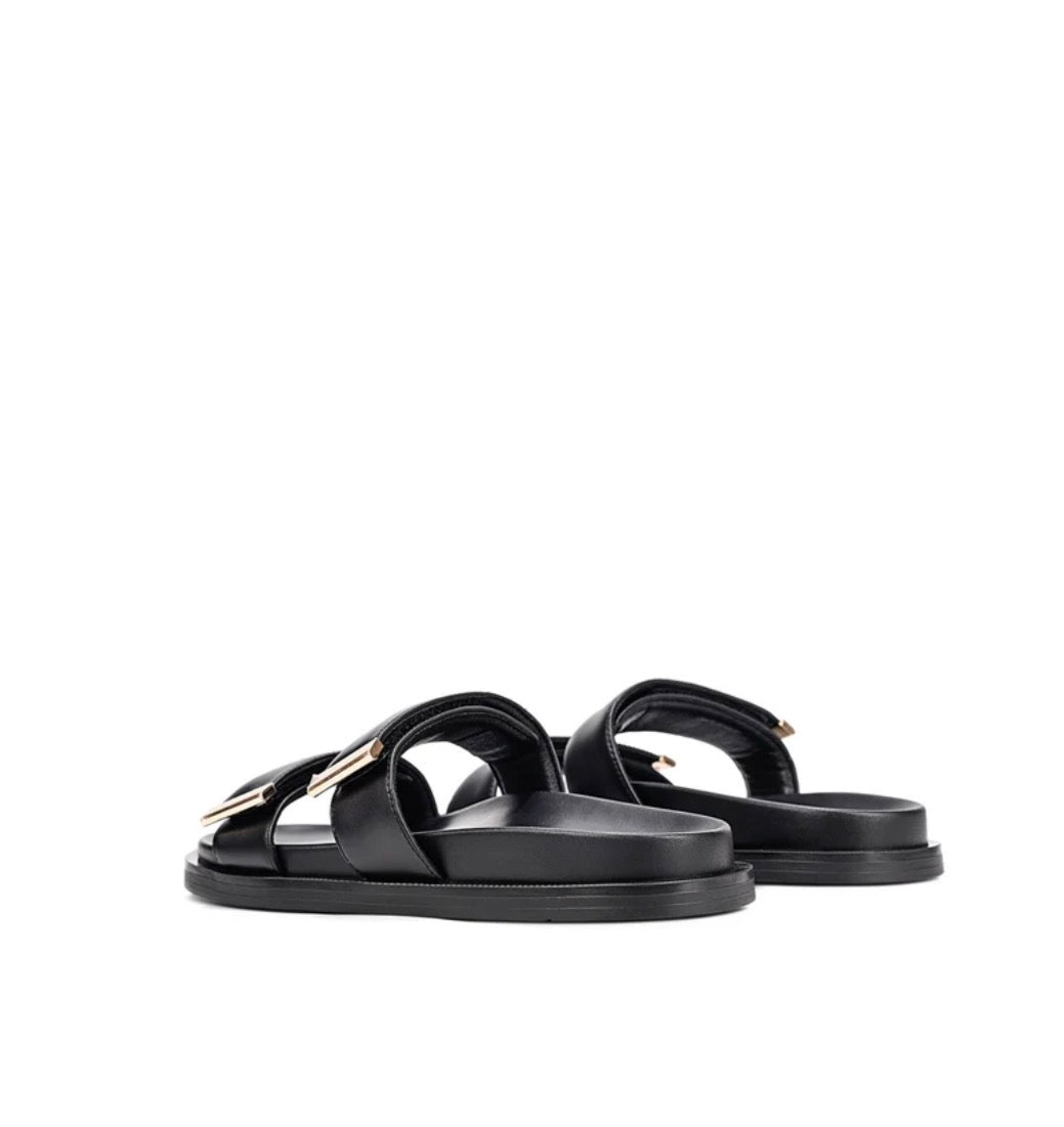 SIREN / LANCE FOOTBED SLIDES / BLACK LEATHER