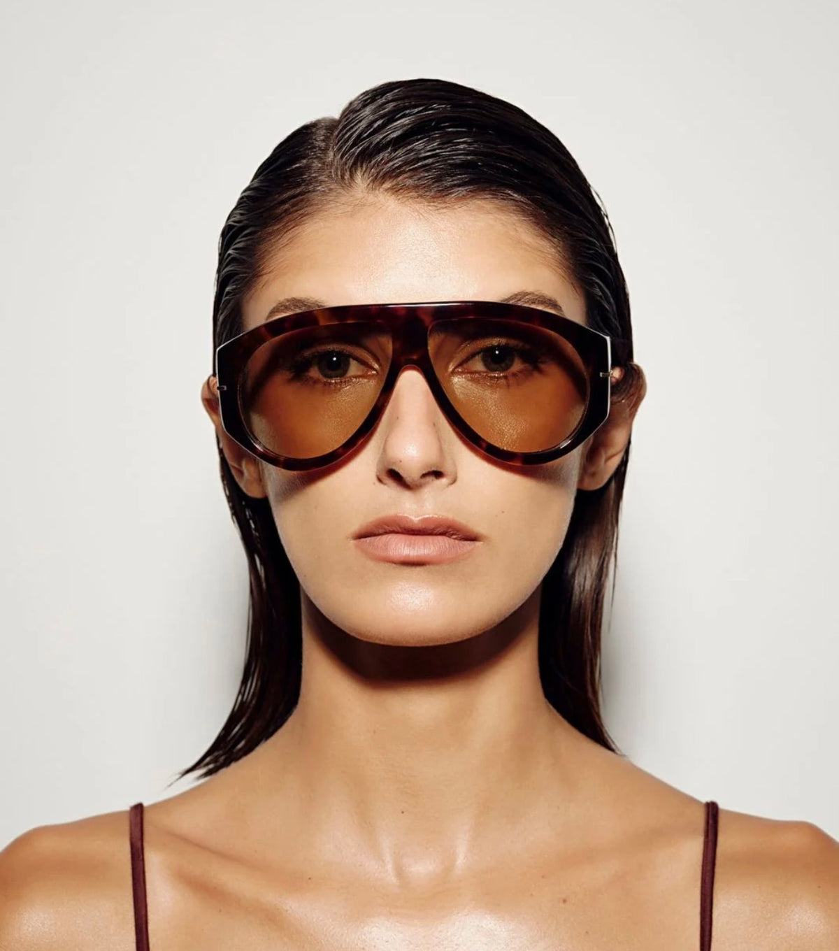 BANBE / THE AMELIA SUNGLASSES