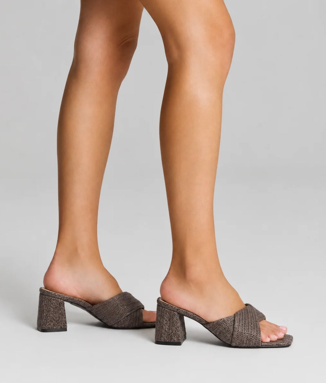 VERALI / STELLA HEEL / CHOCOLATE RAFFIA