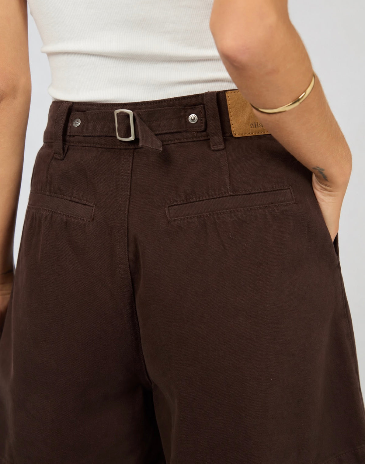 ALL ABOUT EVE / STEVIE DENIM SHORT / BROWN / 64DO348.BRWN