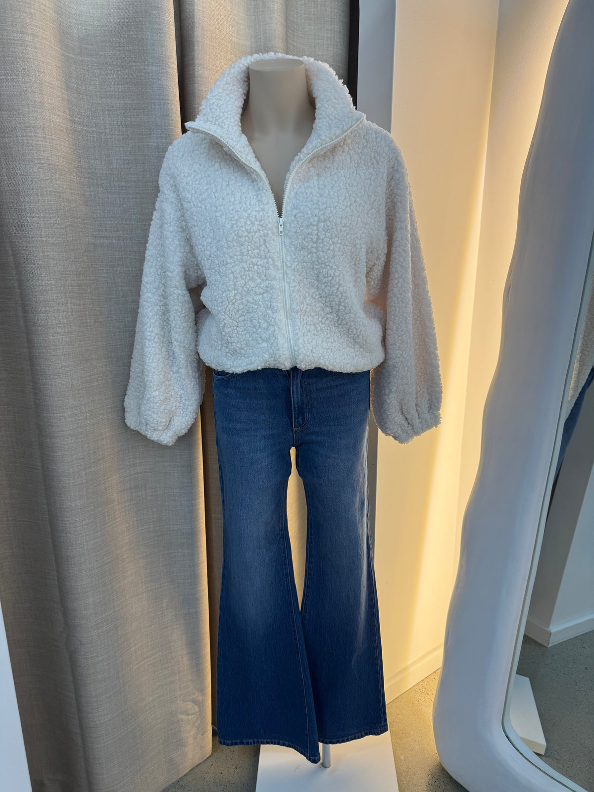 BY FRANKIE / WHITE TEDDY FLEECE JACKET / 778-2