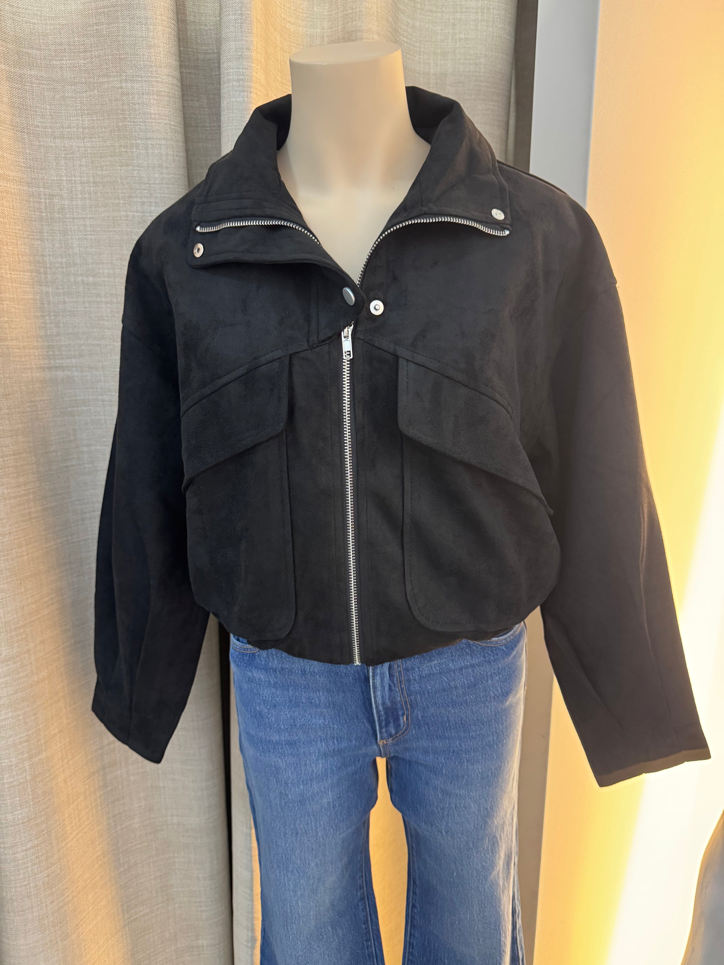 BY FRANKIE / BLACK FAUX SUEDE BOMBER JACKET / 796-1