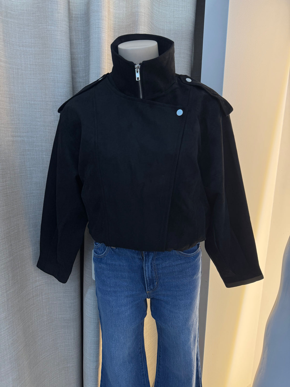 BY FRANKIE / BLACK FUNNEL NECK FAUX SUEDE JACKET / 777-1