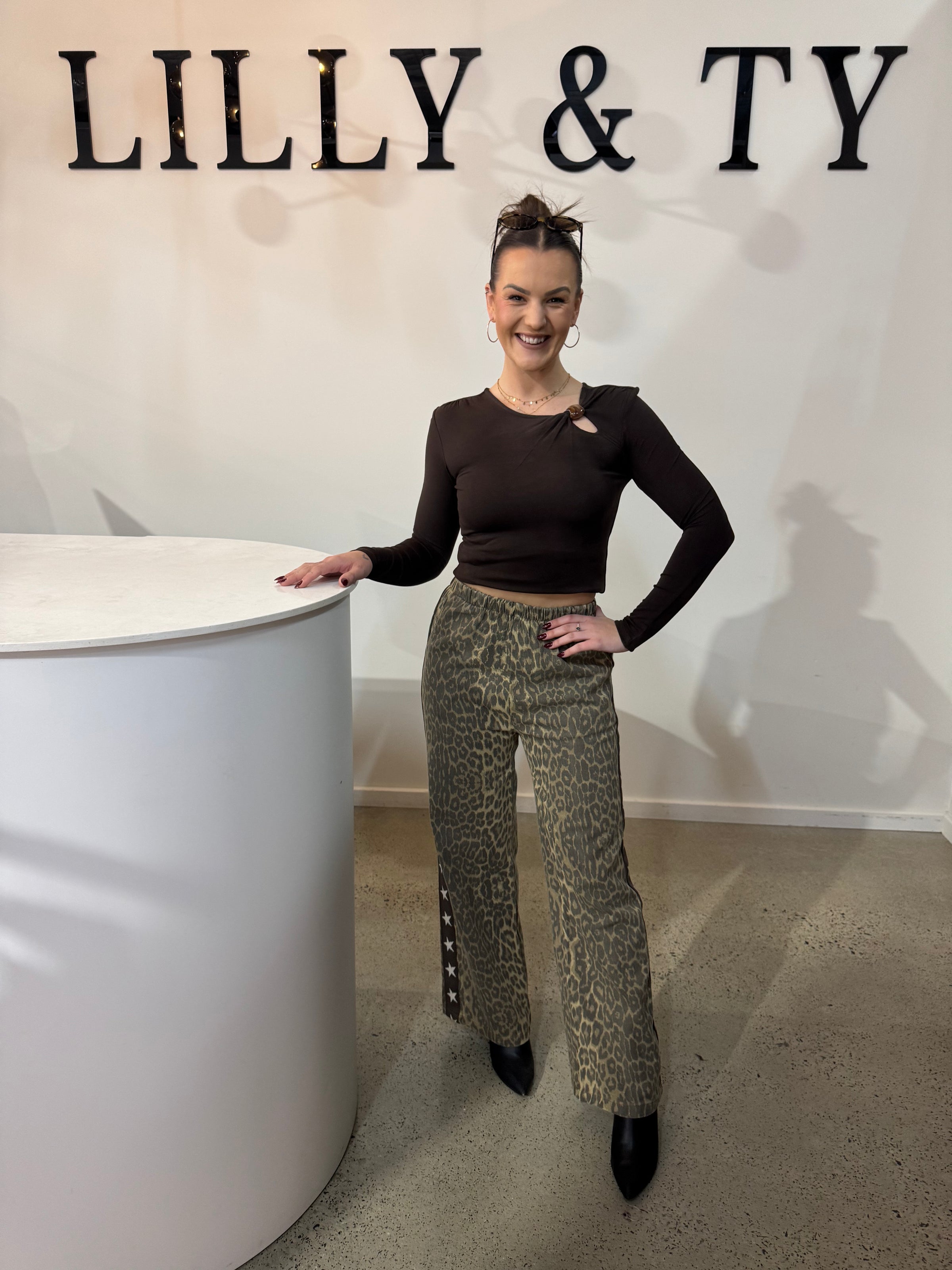 BY FRANKIE / LEOPARD STAR PANTS / 526-46