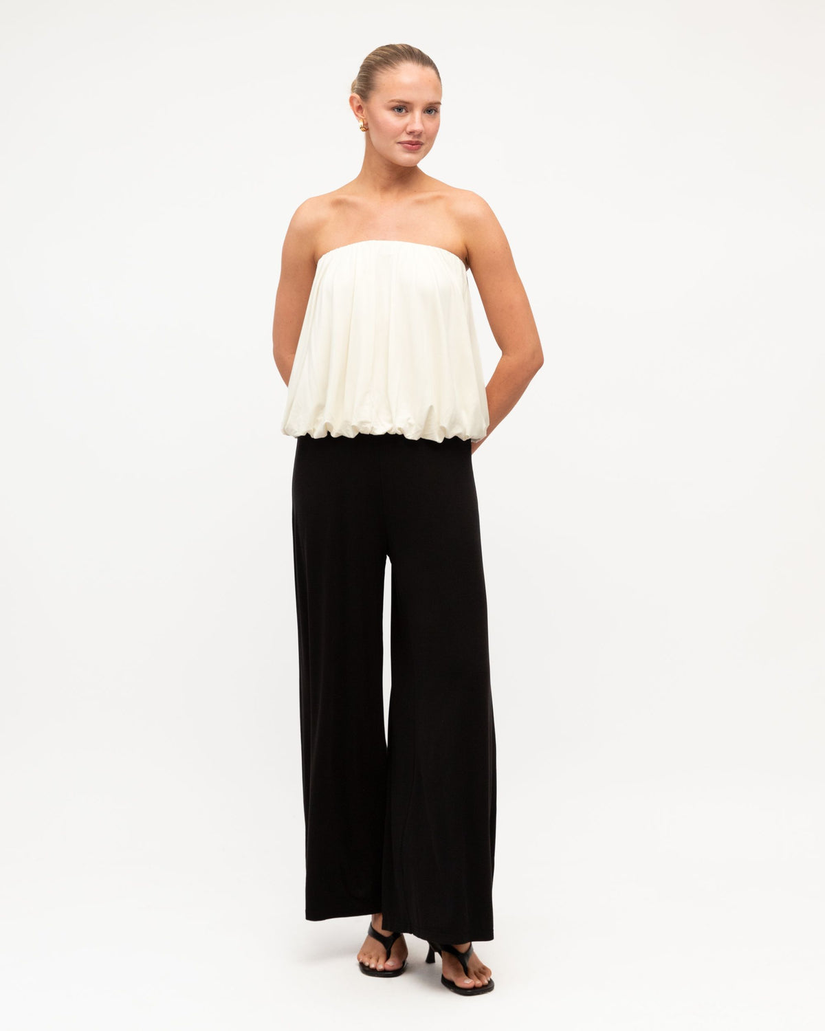 WHITE CLOSET / STRAPLESS BUBBLE TOP / WHITE / TF12018