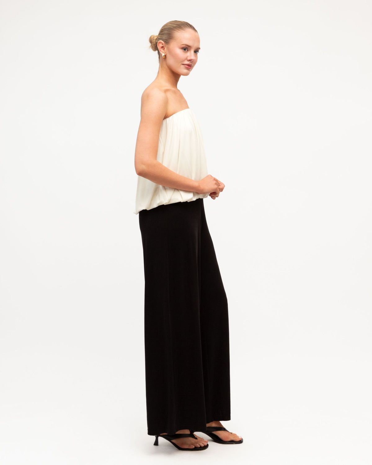 WHITE CLOSET / STRAPLESS BUBBLE TOP / WHITE / TF12018