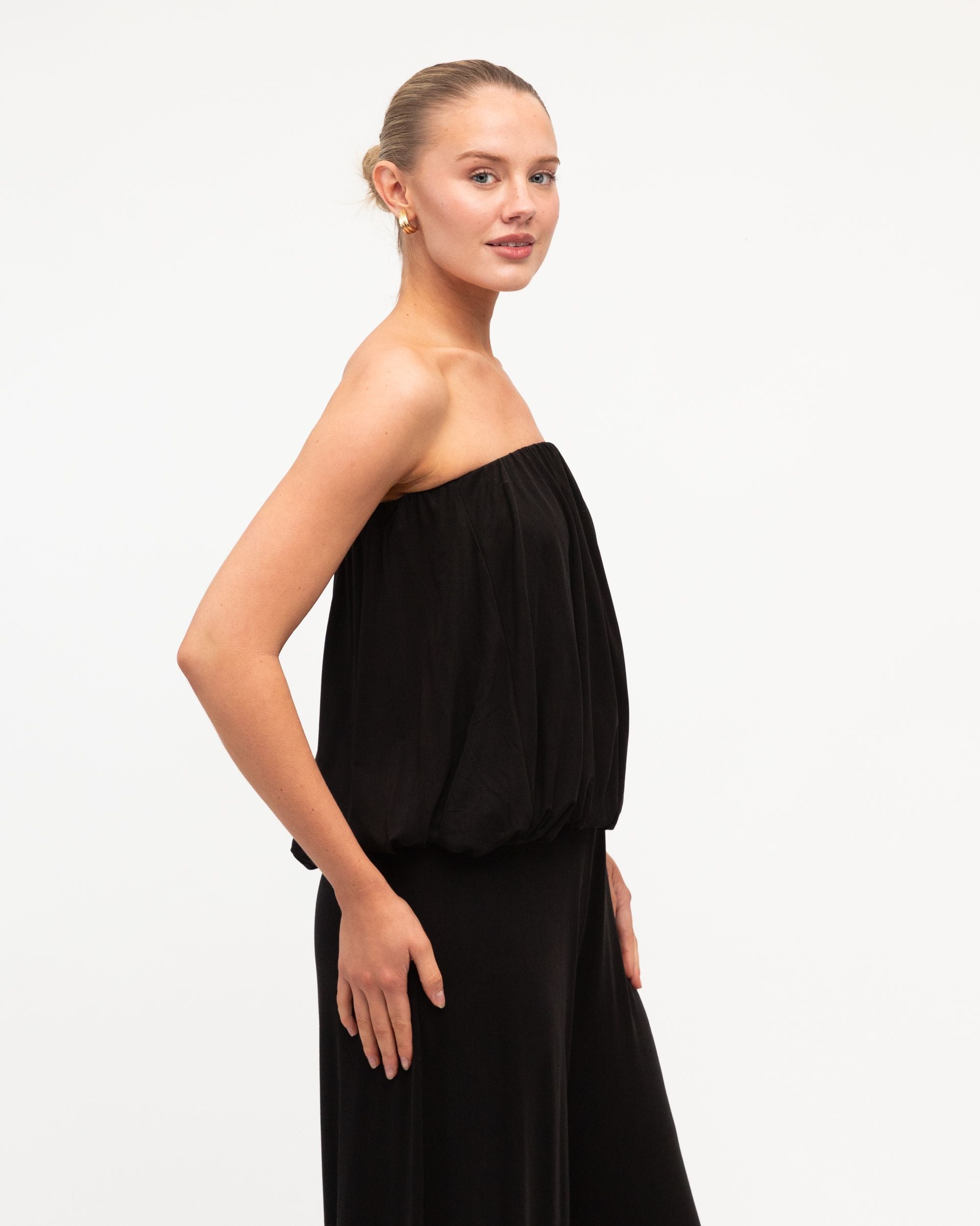 WHITE CLOSET / STRAPLESS BUBBLE TOP / BLACK