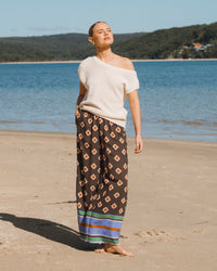 WHITE CLOSET / RESORT GEO PANTS / TFE12107