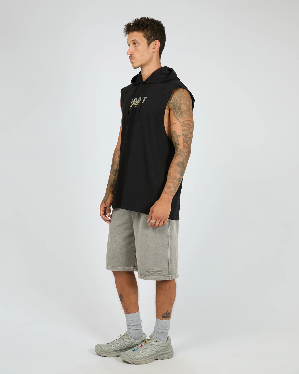 SAINT GOLIATH / FIXTURE HOODED MUSCLE BLACK / 4385025