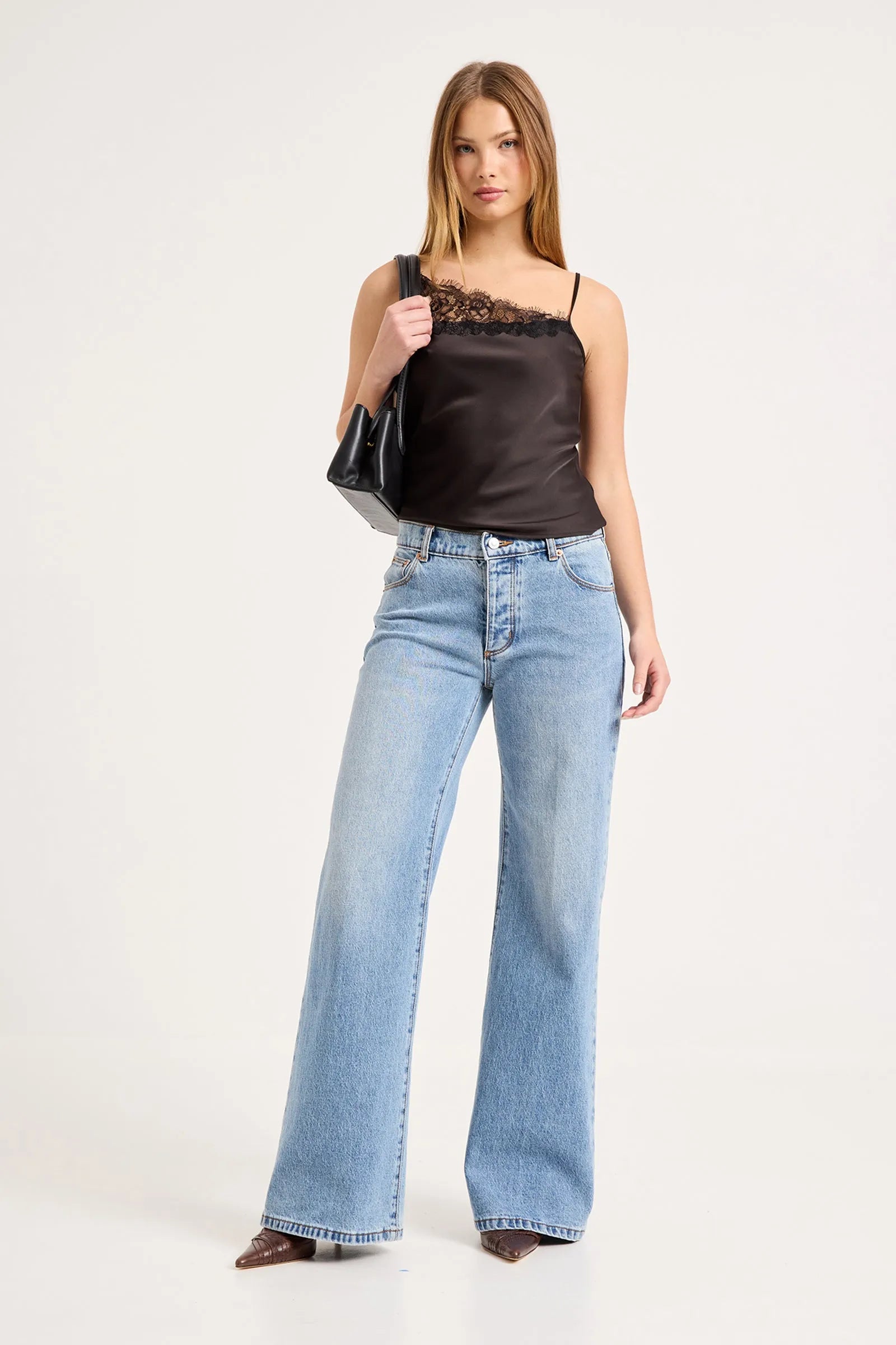 ROLLA’S / JANE ALINE SURRENDER / R63J91
