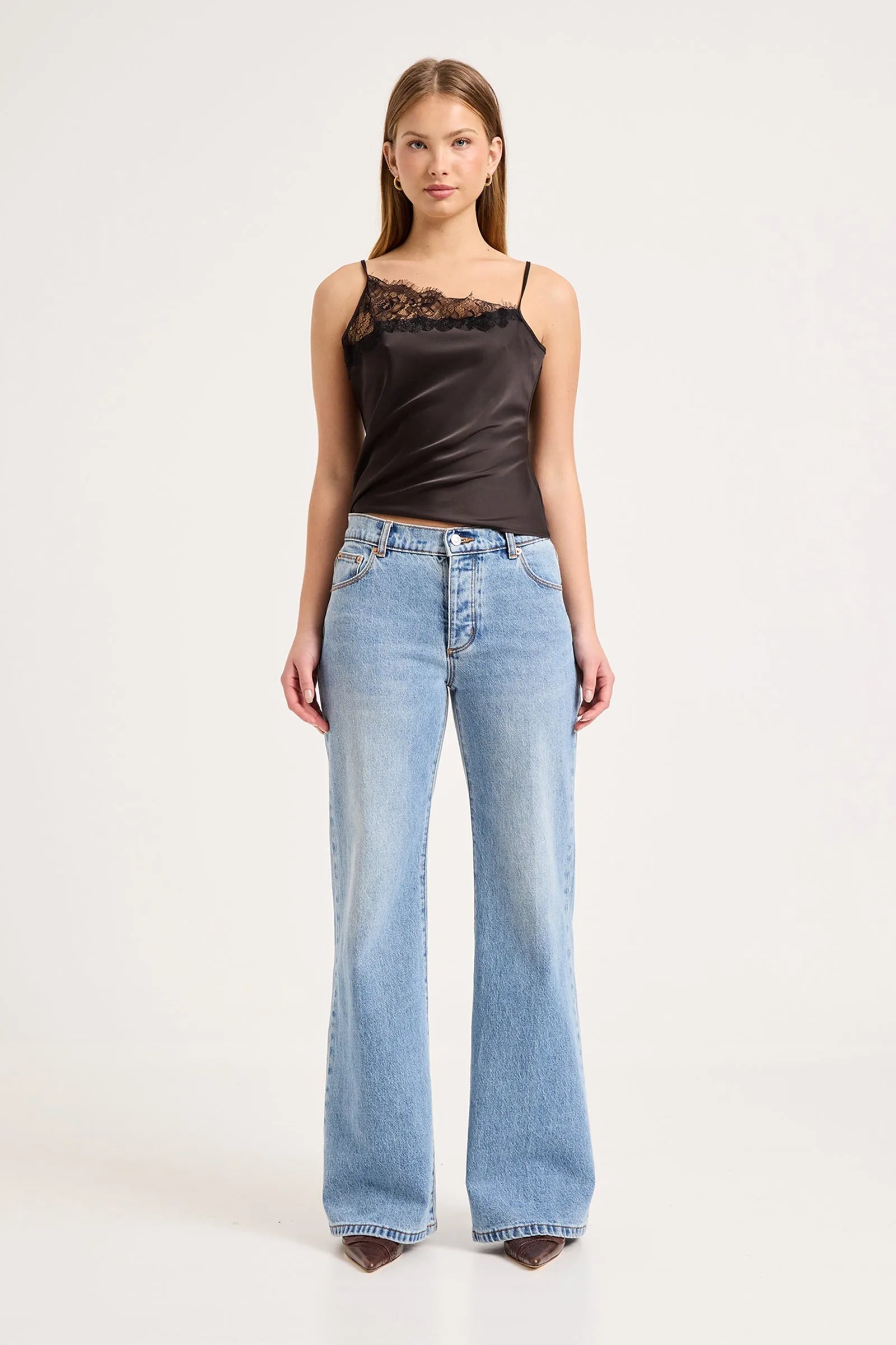 ROLLA’S / JANE ALINE SURRENDER / R63J91