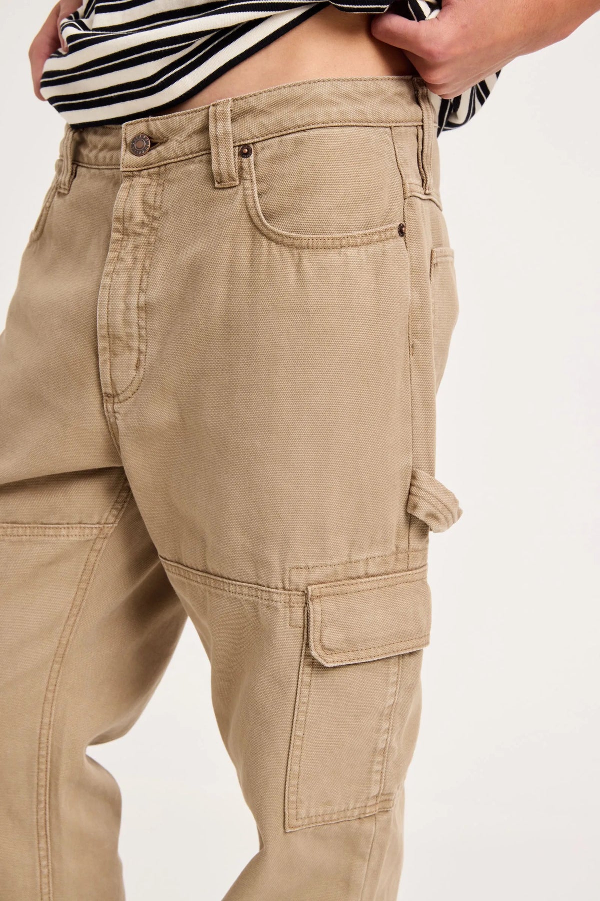 ROLLA’S / EZY UTILITY PANT BRICK / S63P03