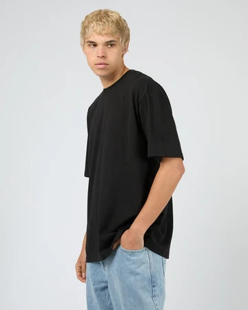 SILENT THEORY / ESSENTIAL FIT TEE BLACK / 40X0194