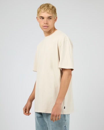 SILENT THEORY / ESSENTIAL FIT TEE NATURAL / 40X0194