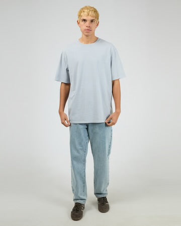 SILENT THEORY / ESSENTIAL FIT TEE SKY BLUE / 40X0194