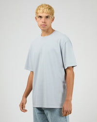 SILENT THEORY / ESSENTIAL FIT TEE SKY BLUE / 40X0194