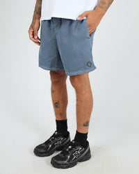SAINT GOLIATH / ILLUSION SHORT OXFORD BLUE / 4360002