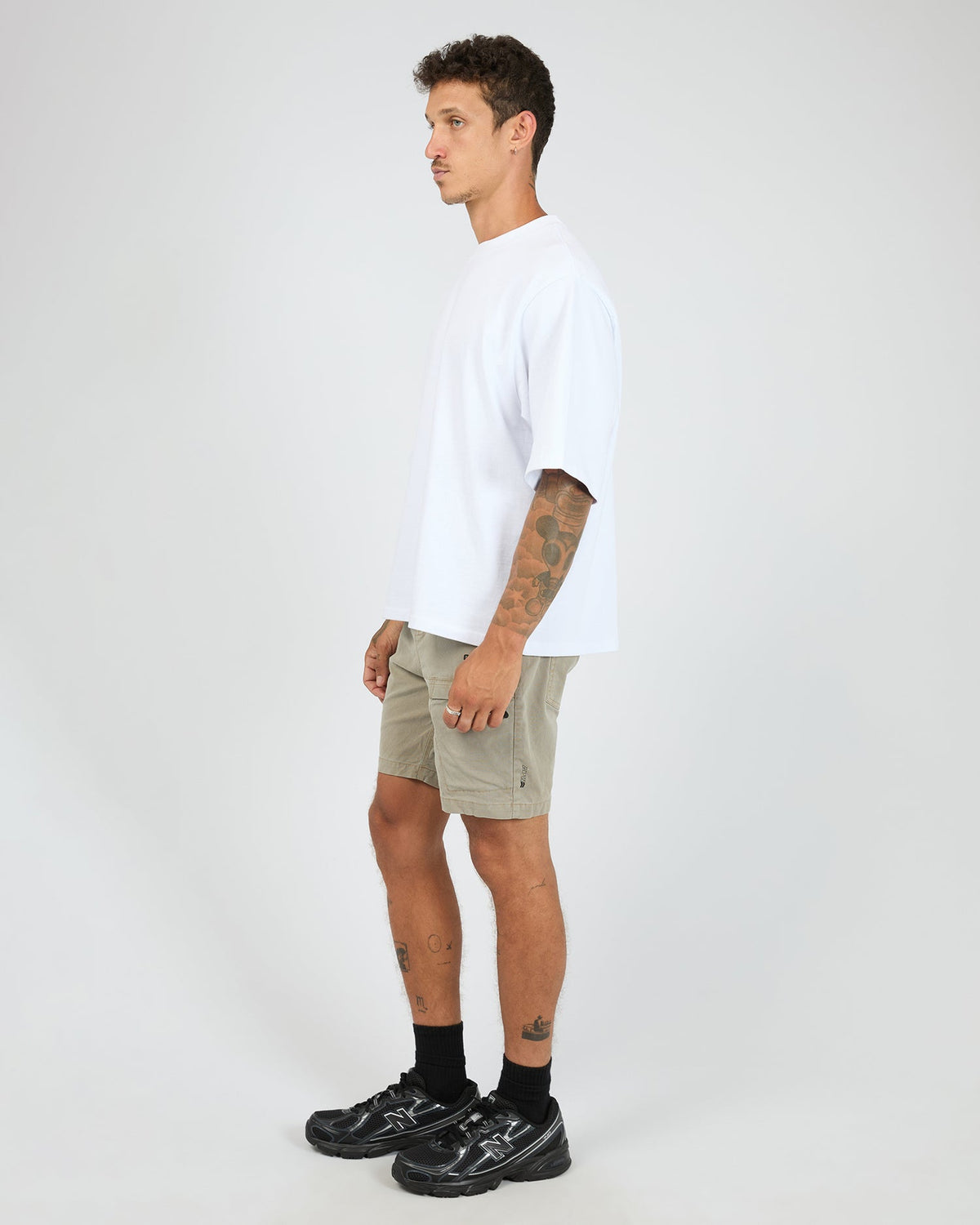 SAINT GOLIATH / APW short 3 KHAKI / 43W003