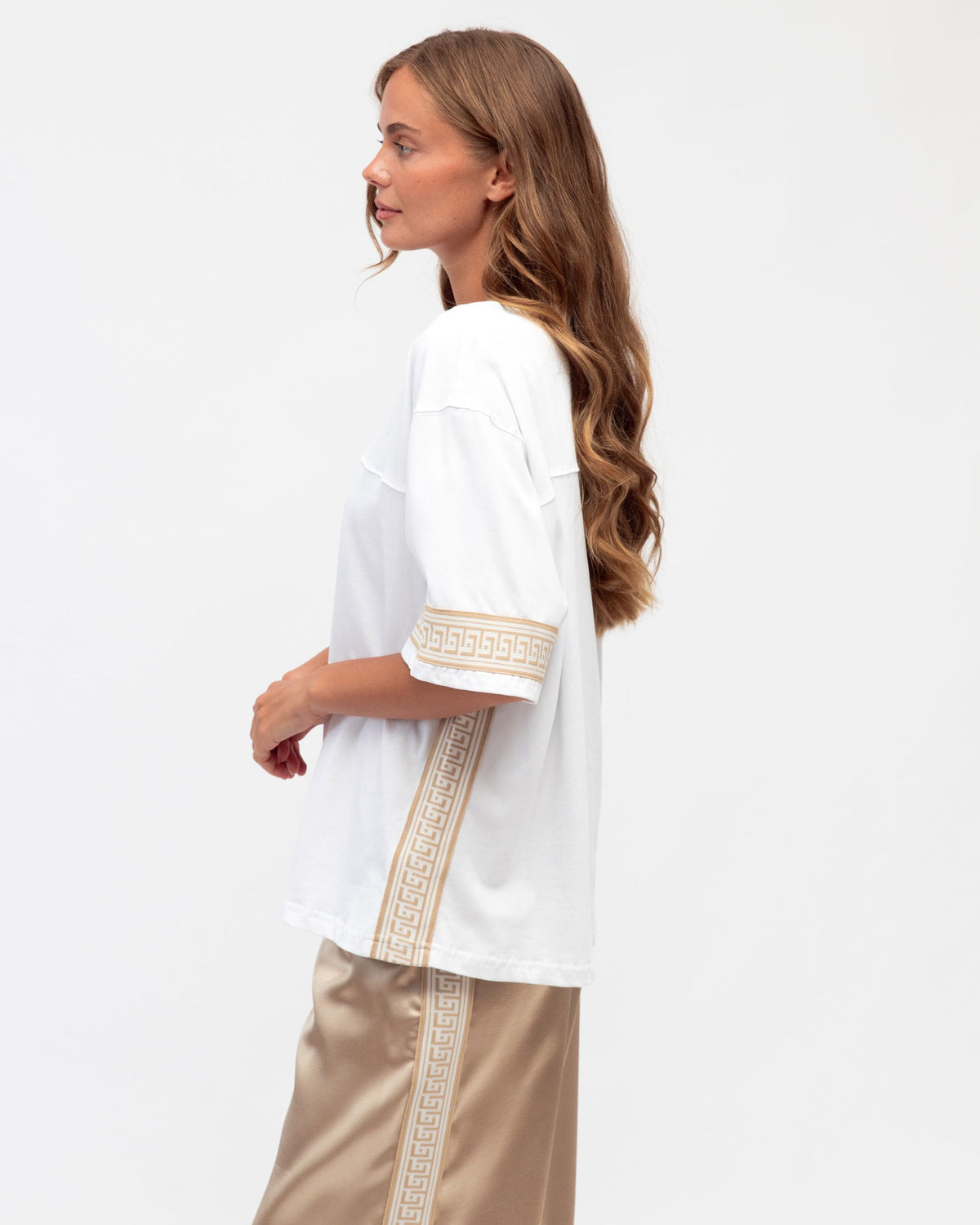 EBBY & I / ATHENS TEE / VV11561