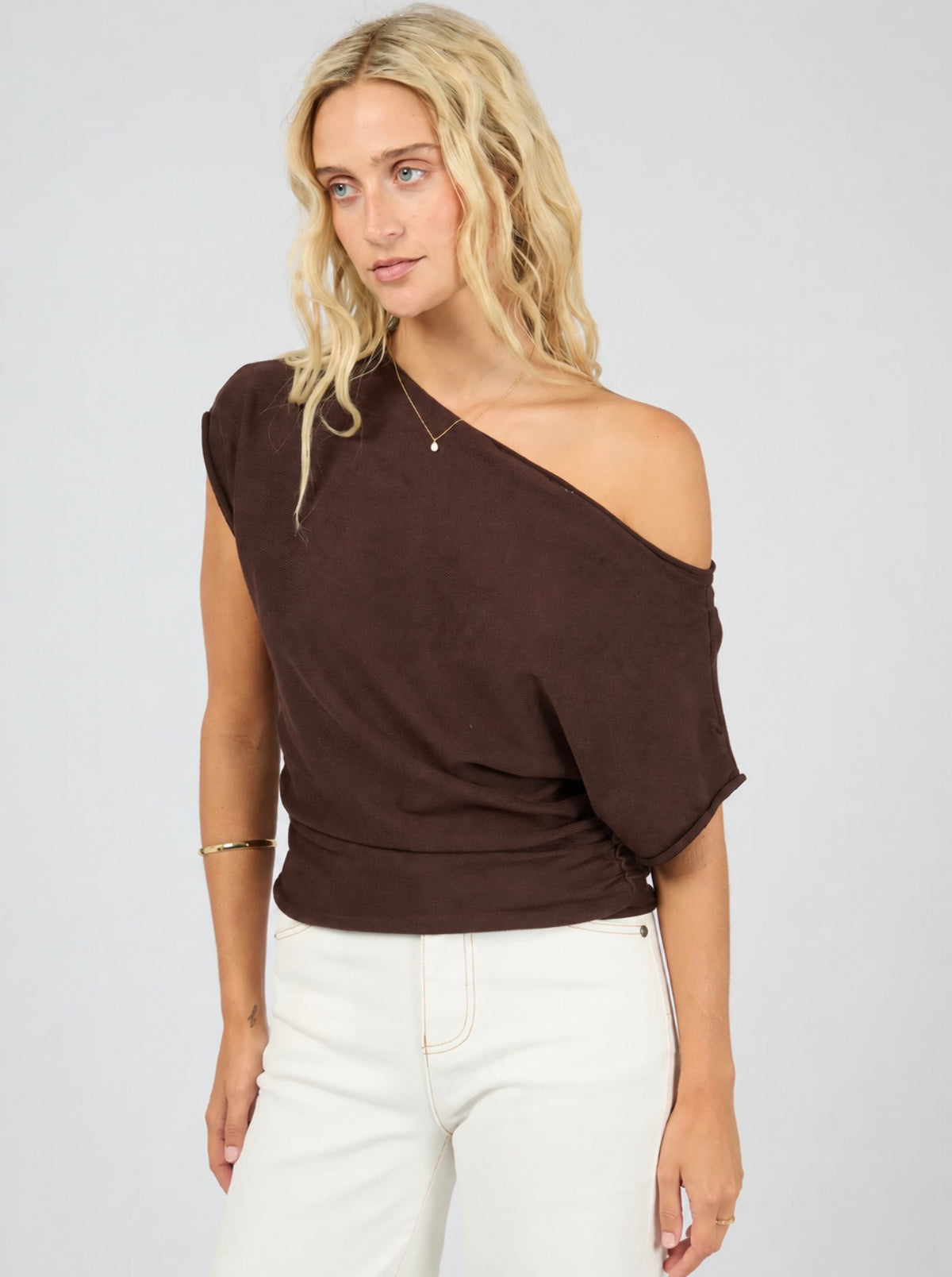 ALL ABOUT EVE / ORLA OFF SHOULDER TOP / 6488099