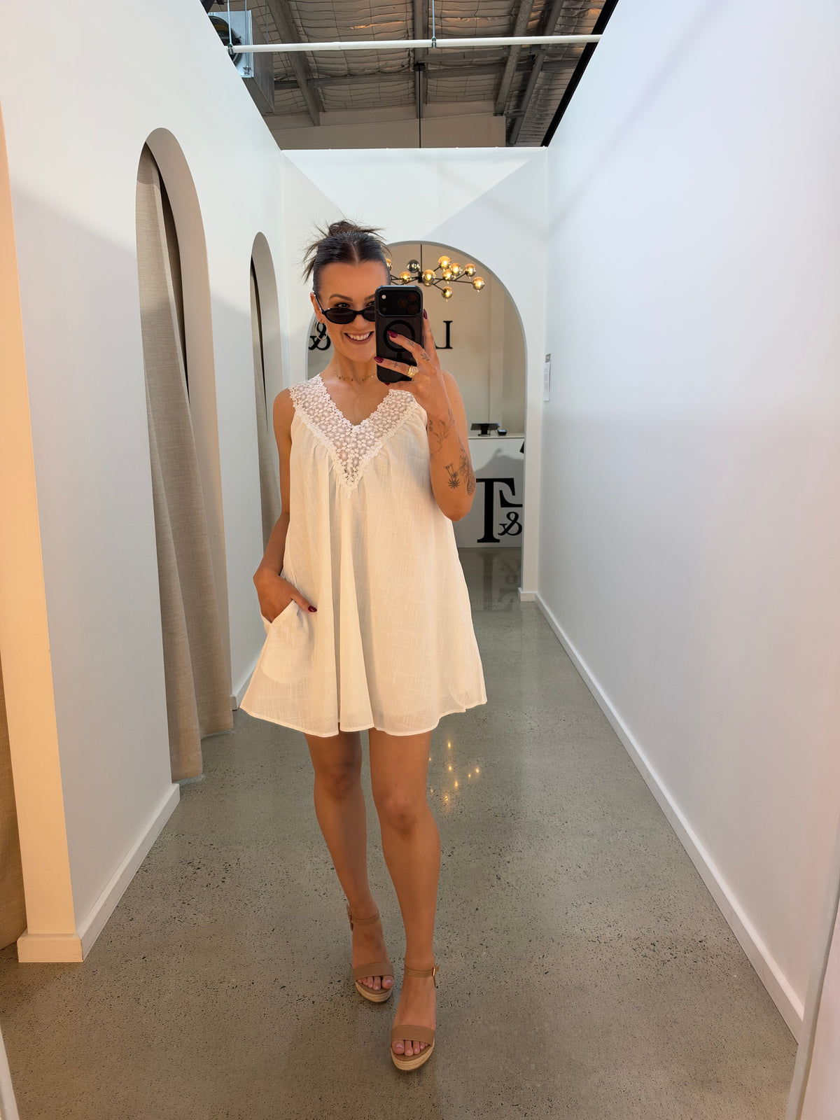 BY FRANKIE LACE TRIM DRESS / WHITE / 1236-2