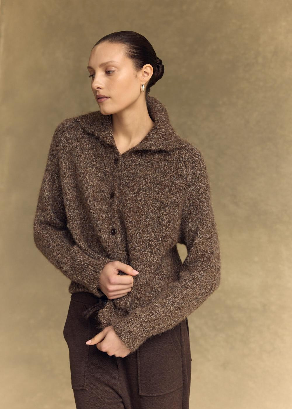 LITTLE LIES / SIDNEY CARDIGAN / ESPRESSO / S26050704