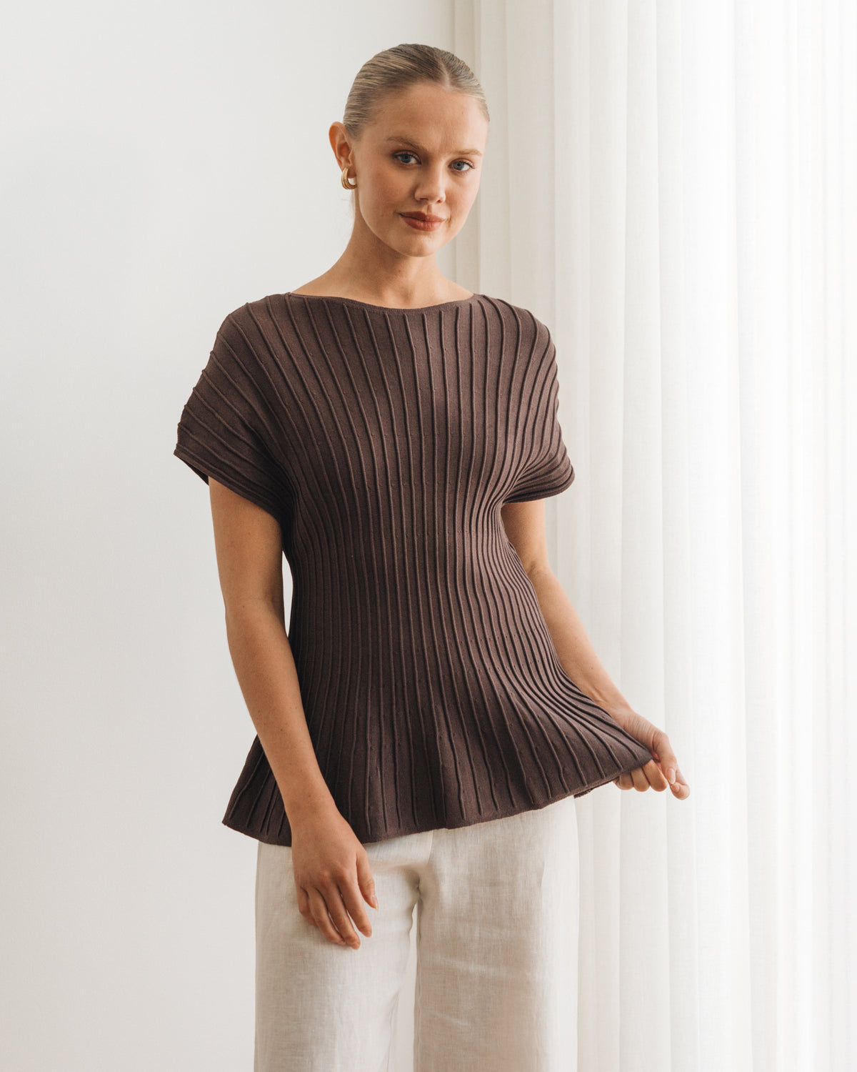 WHITE CLOSET / LESLIE KNIT TOP / TF11966