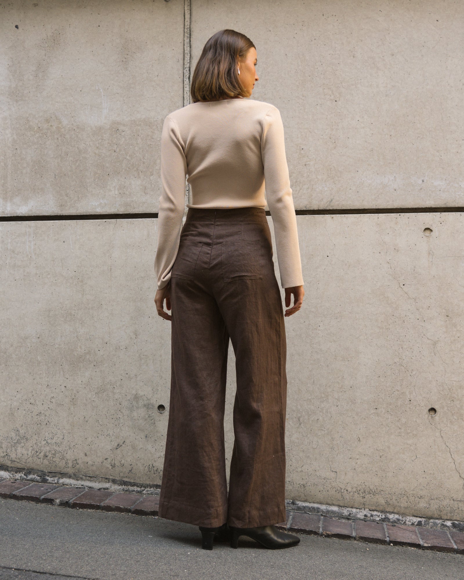 WHITE CLOSET / FLIP LINEN PANTS / CHOCOLATE / TFL7581-65