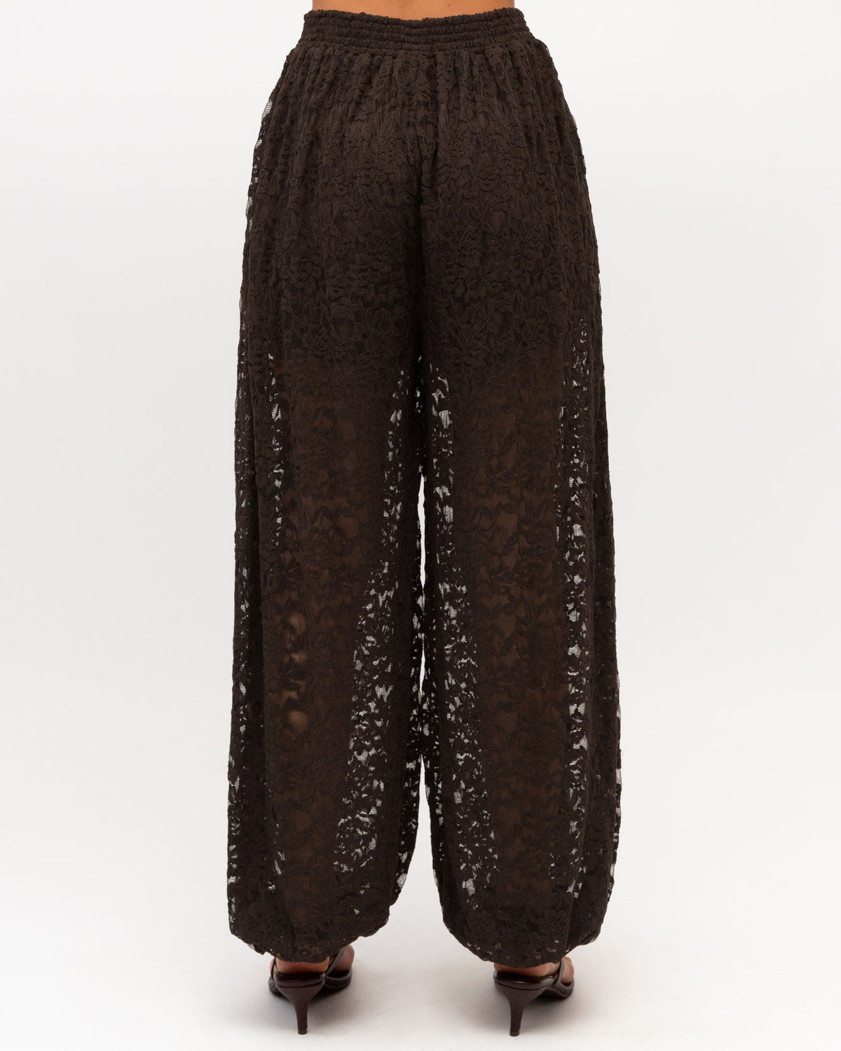 EBBY & I / LACEY LACE BALLON PANT / CHOCOLATE / VV12135