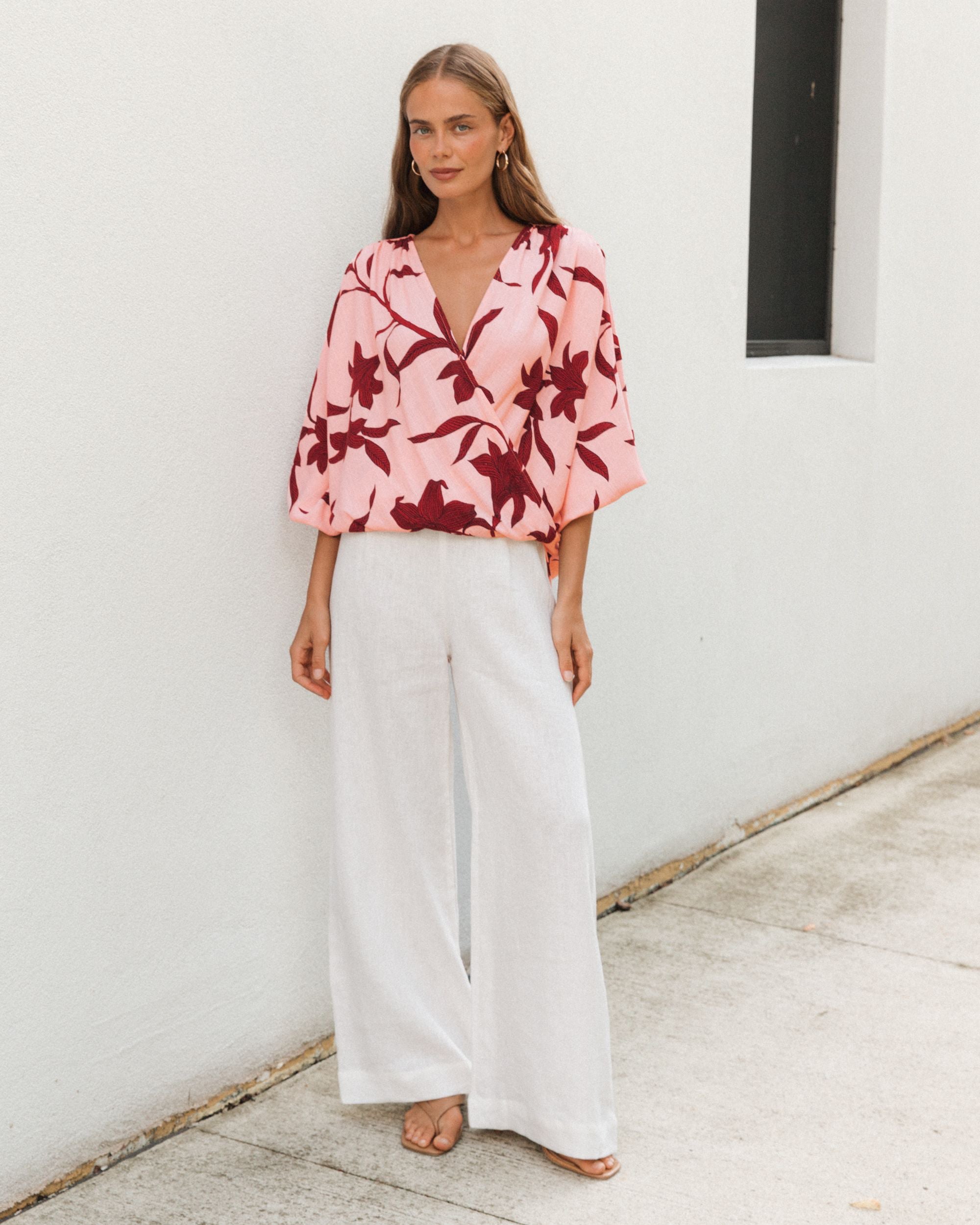 WHITE CLOSET / CLOE DRAPE TOP / TFE7205-103