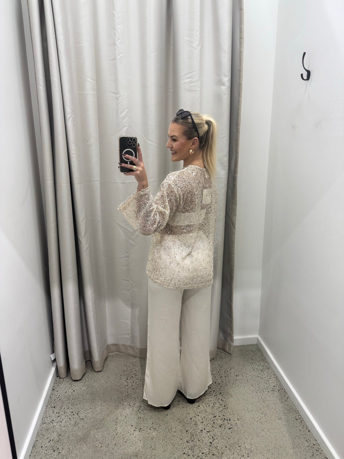 BY FRANKIE / BEIGE SEQUINS L/S / 837-2