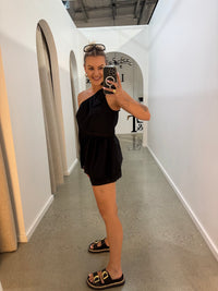 BY FRANKIE / ONE SHORT BLACK / 139-1