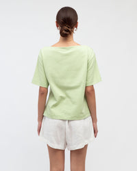 WHITE CLOSET / JENNA BOAT NECK TEE / MATCHA / TF10936