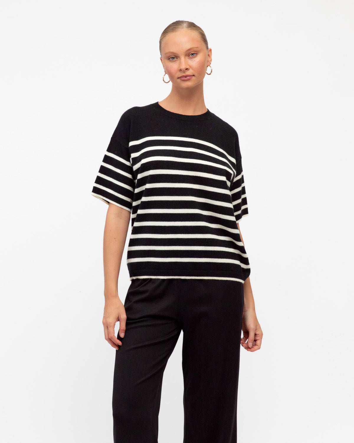 WHITE CLOSET / SADIE KNIT BLACK WHITE STRIPE / TF11677