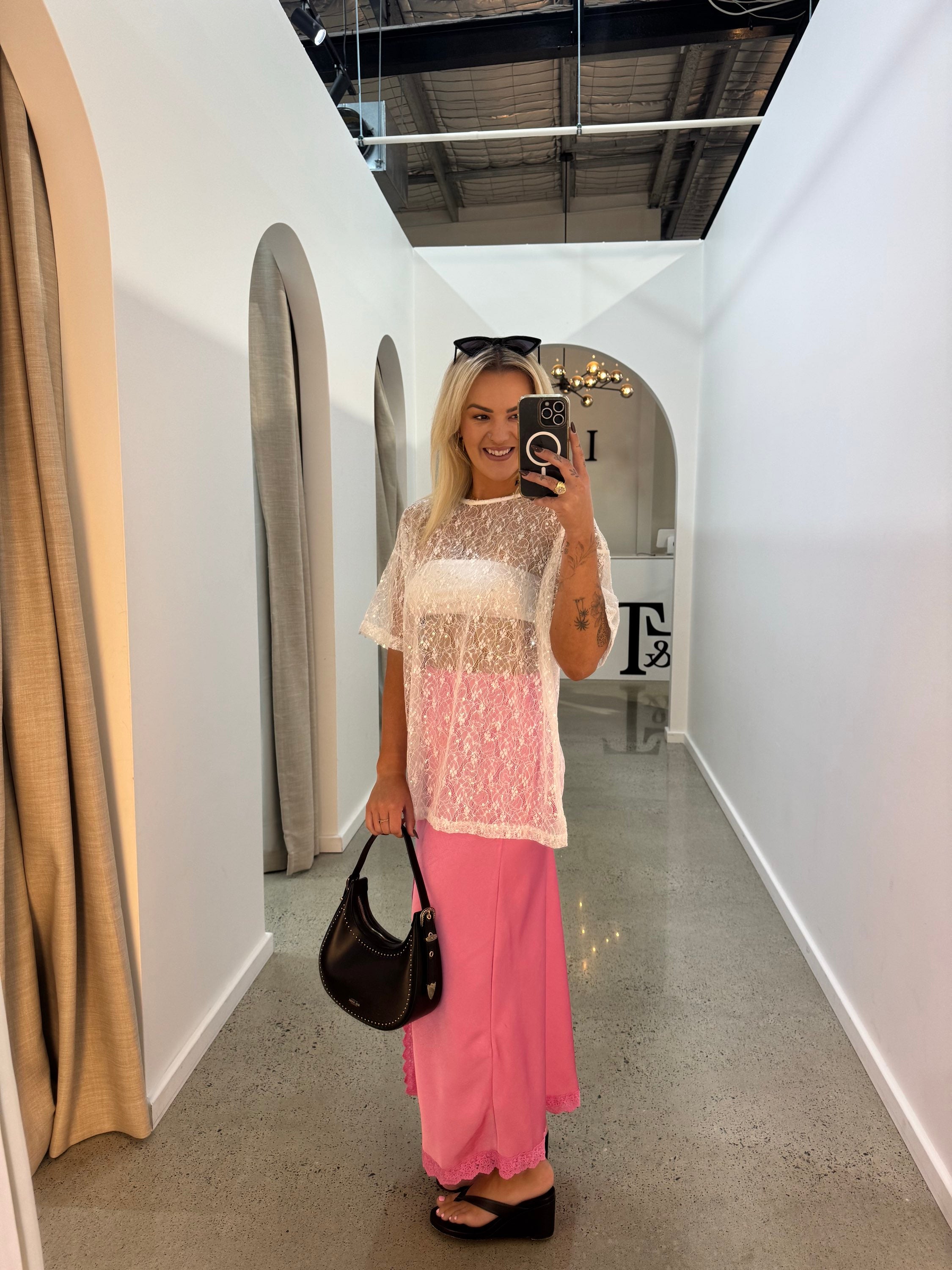 BY FRANKIE / WHITE LACED OVERSIZED SEQUIN TOP / 231-10