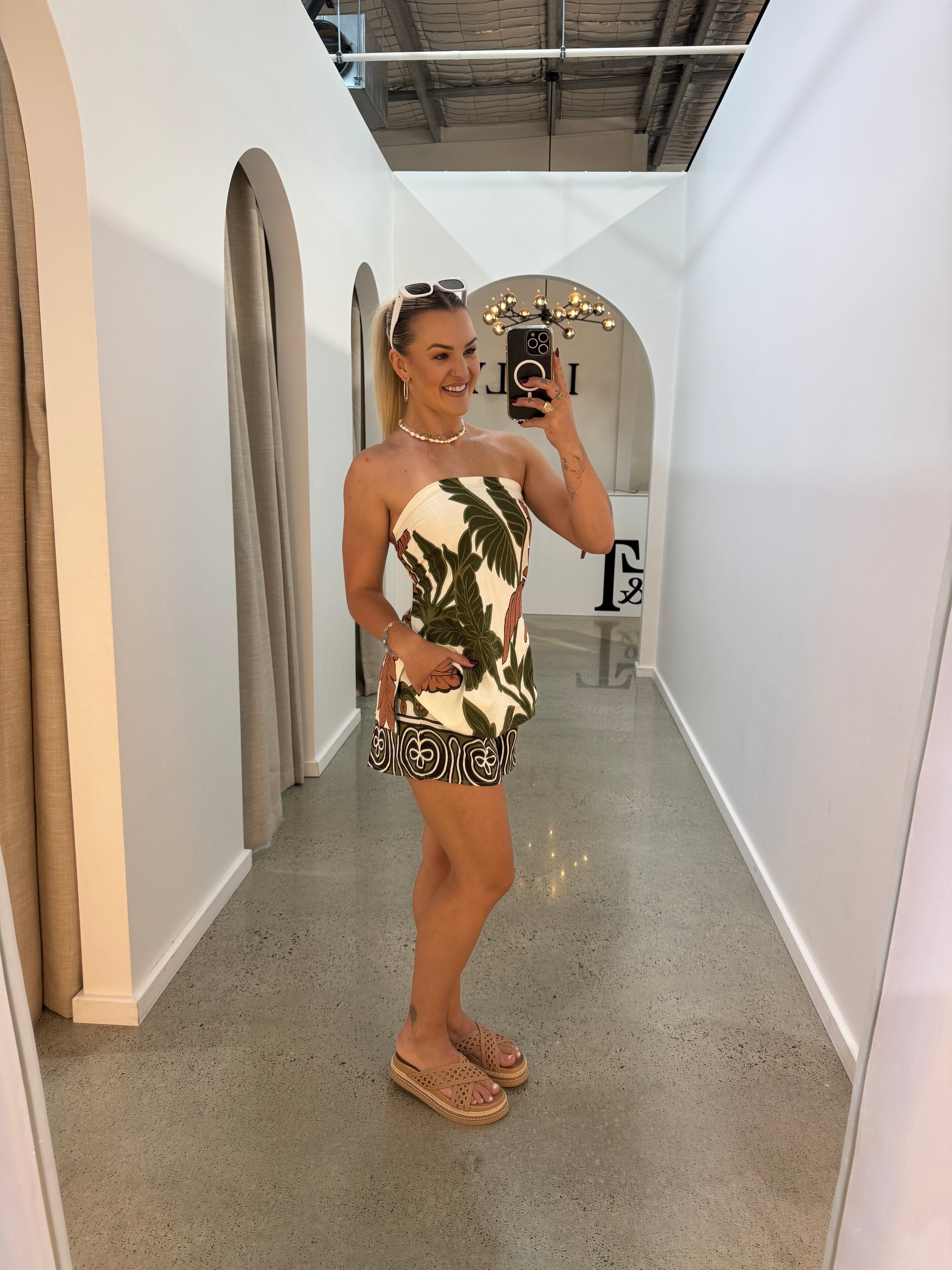 BY FRANKIE / GREEN PALM SHORTS / 503-6