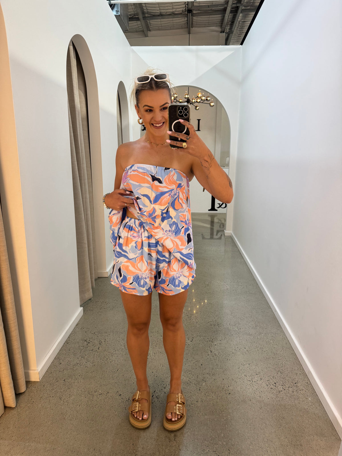 BY FRANKIE / FLORAL STRAPLESS SHORTS / 739-16