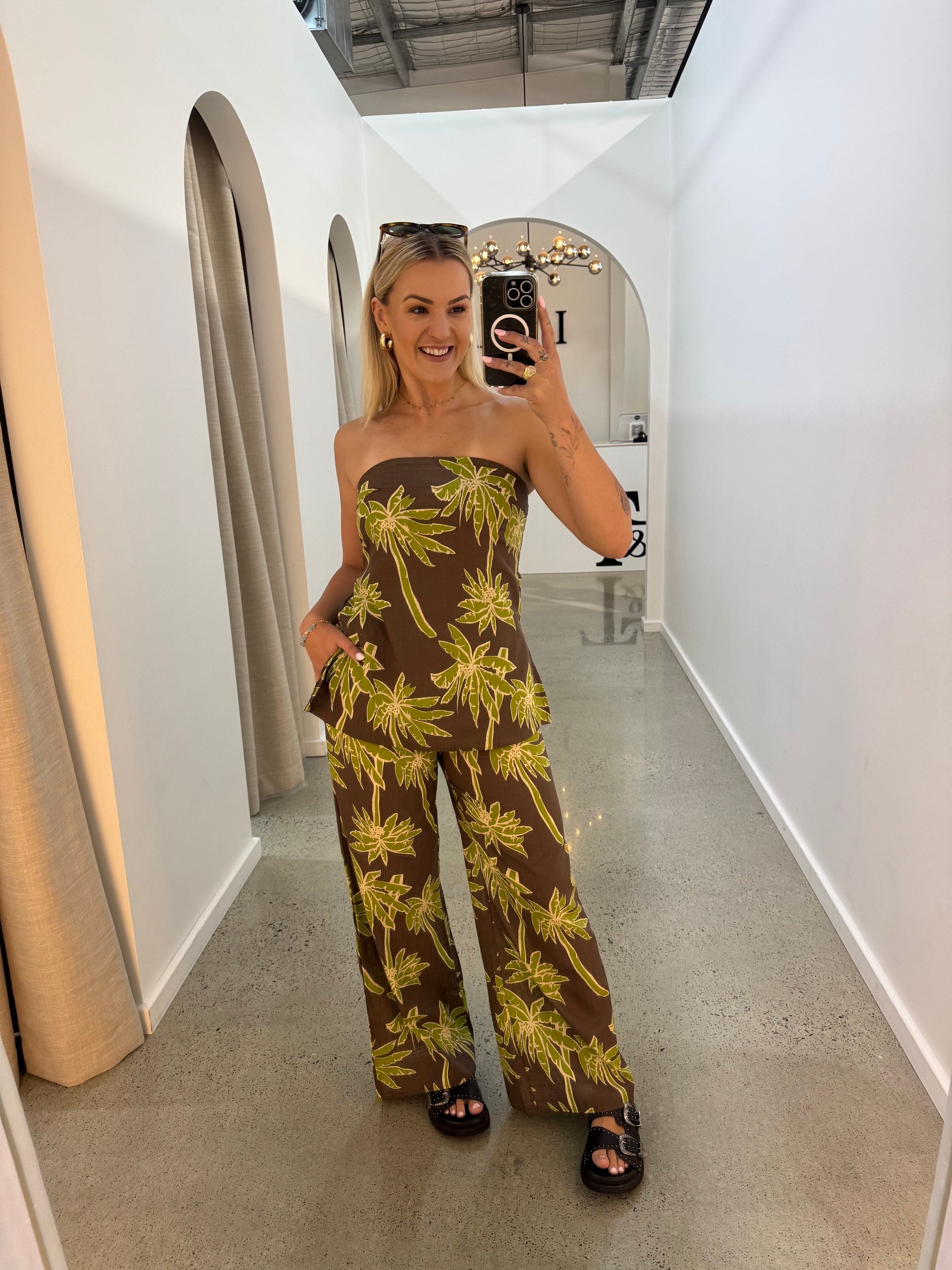 BY FRANKIE / CHOC - GREEN PALMA STRAPLESS TOP   / 521-20