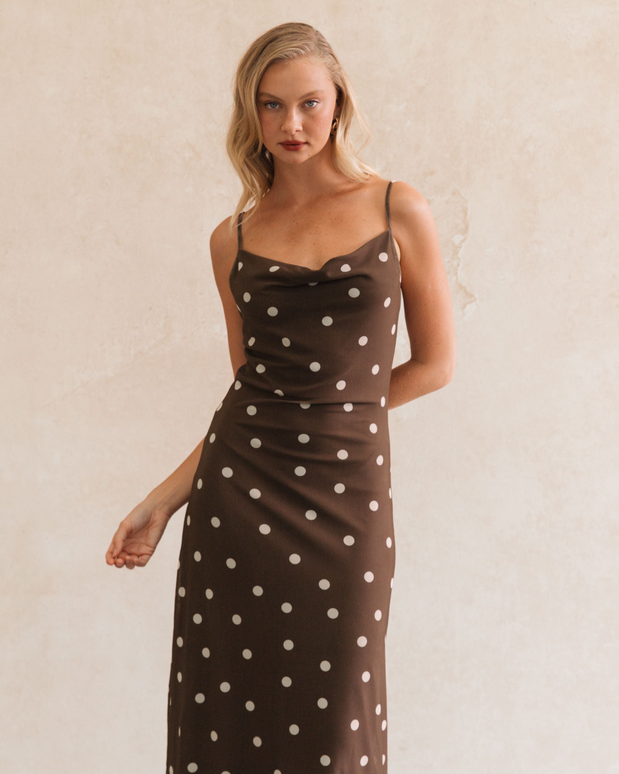 WHITE CLOSET / JOY MESH MAXI DRESS / TFE10434-1