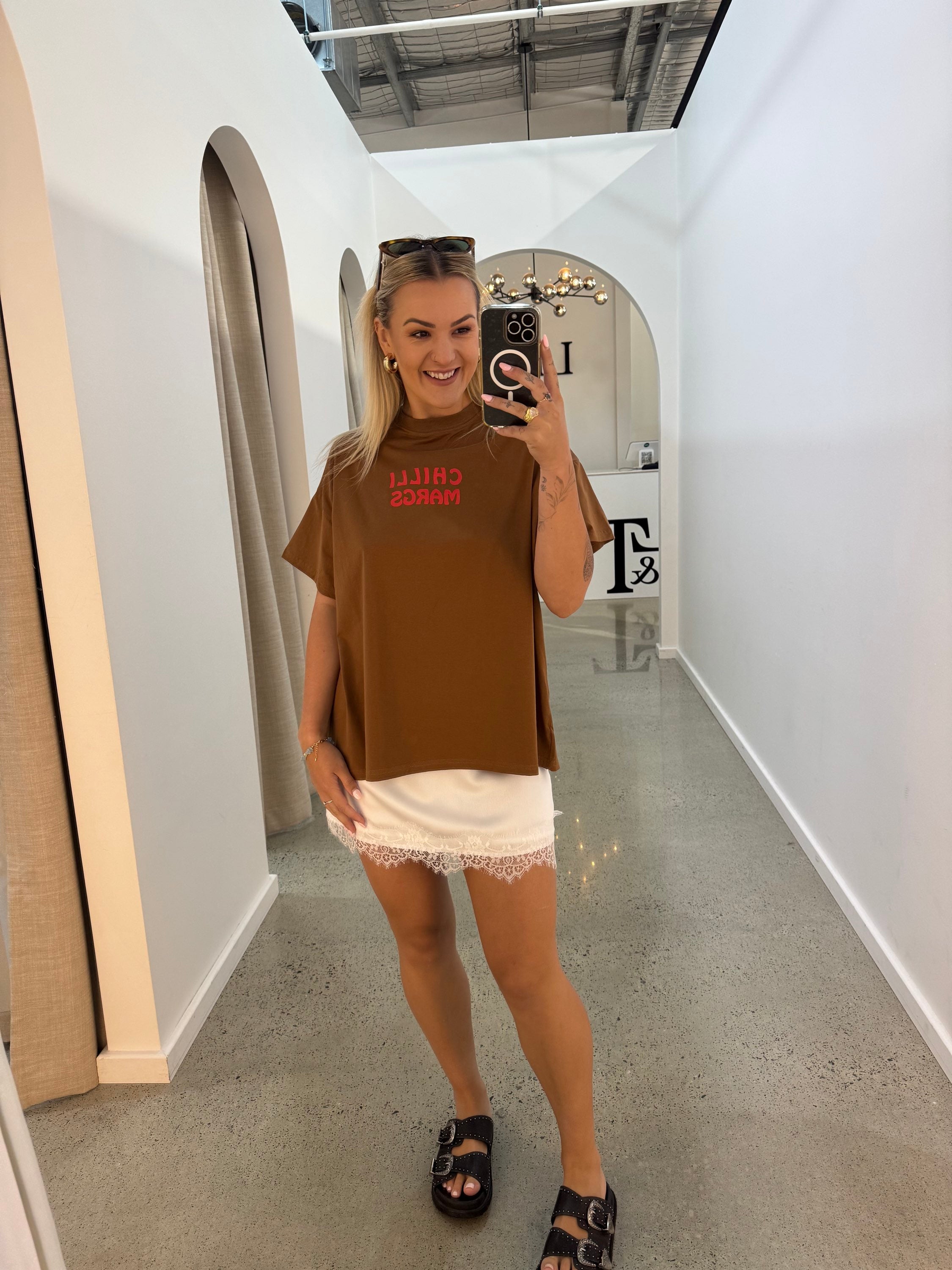 BY FRANKIE / BROWN CHILLI MARGS TEE / 171-5