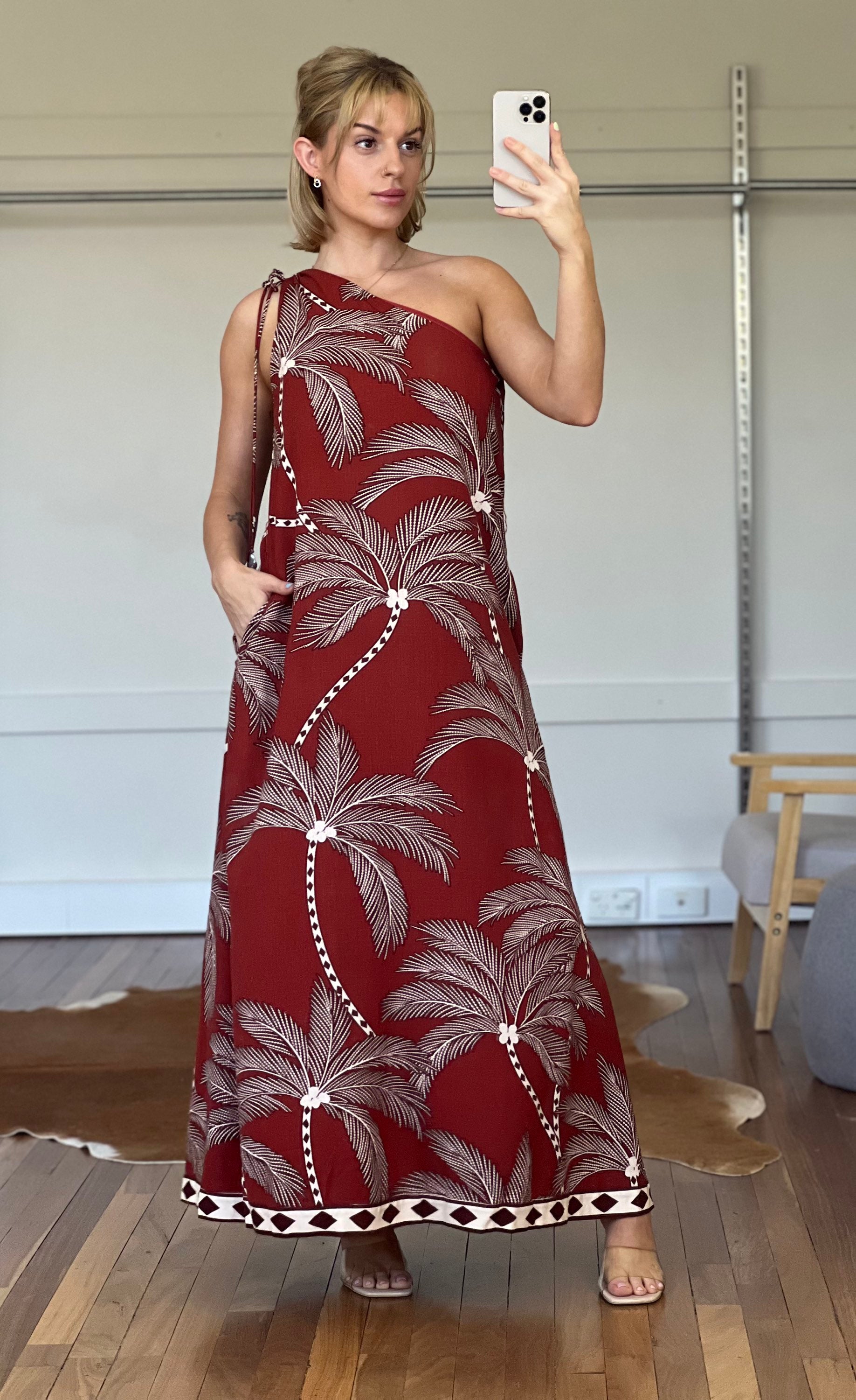 WHITE CLOSET / BUENA MAXI DRESS / TFE11514