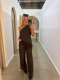 BY FRANKIE / ONE SHOULDER CUPRO TOP CHOCOLATE / 202612-2