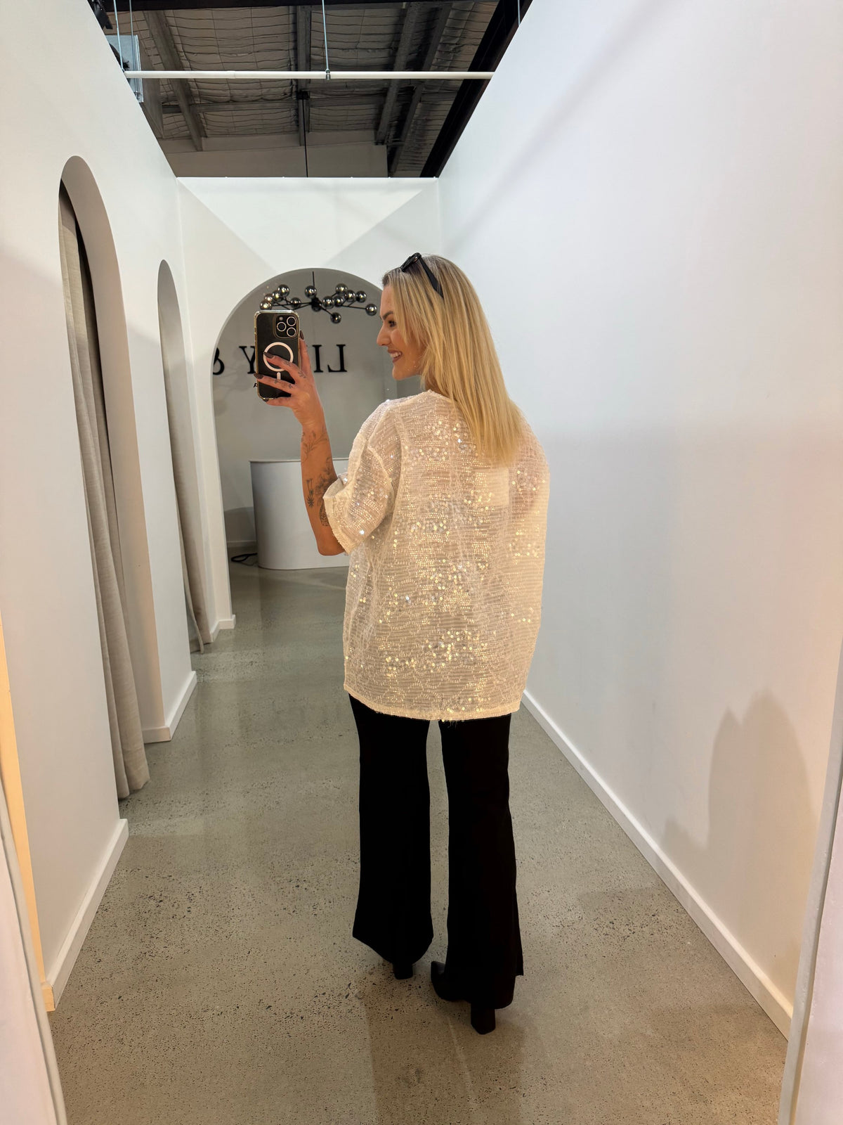 BY FRANKIE / WHITE SEQUINS TEE / 231-20