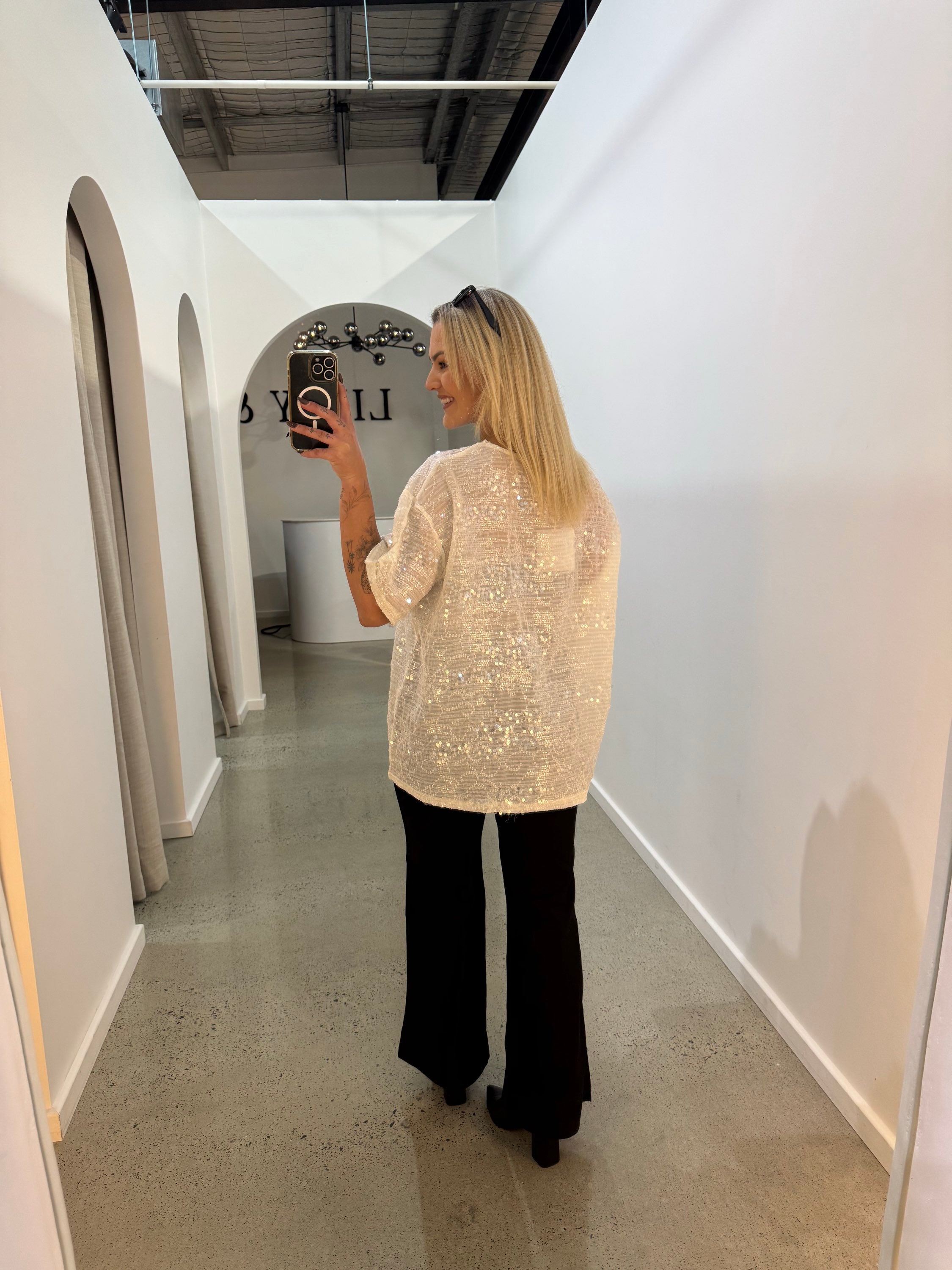 BY FRANKIE / WHITE SEQUINS TEE / 231-20