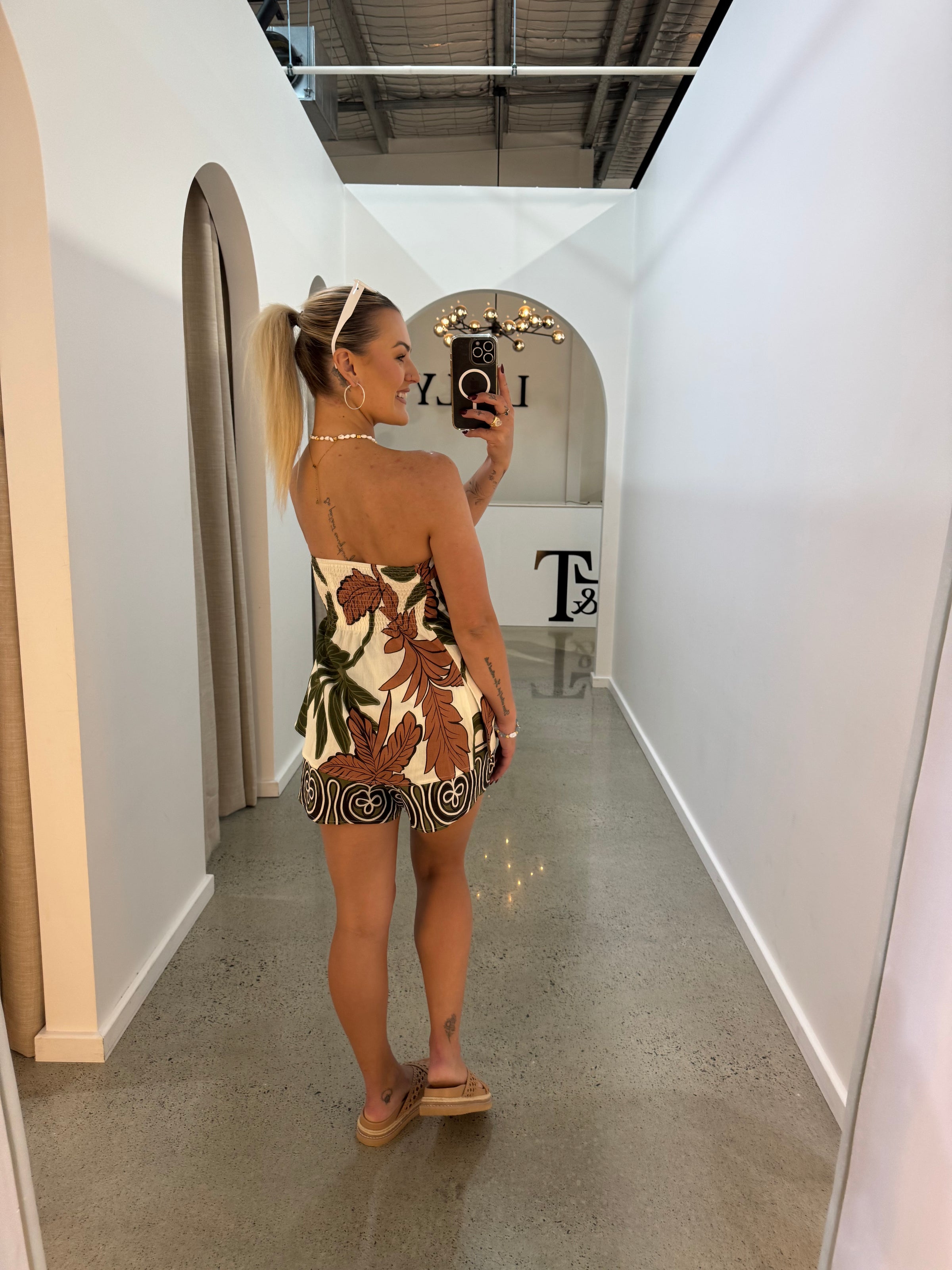 BY FRANKIE / GREEN PALM SHORTS / 503-6